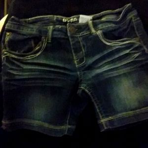 Women's blue jean shorts size 10 by Hydraulic